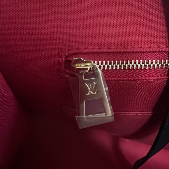 Authentic Louis Vuitton Monogram Bag - Picture 8 of 16